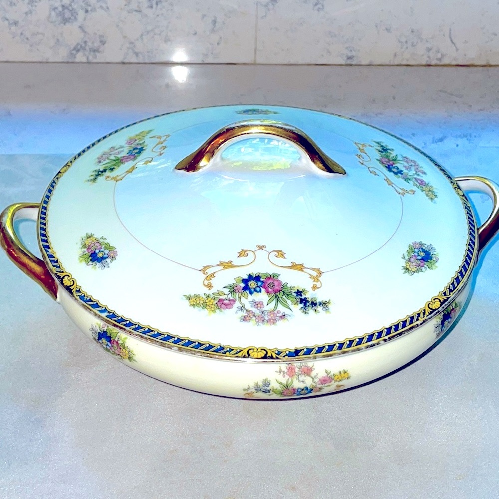 Noritake Japan Lidded Tureen Vegetable Bowl Vintage Romance Style Circa 1912